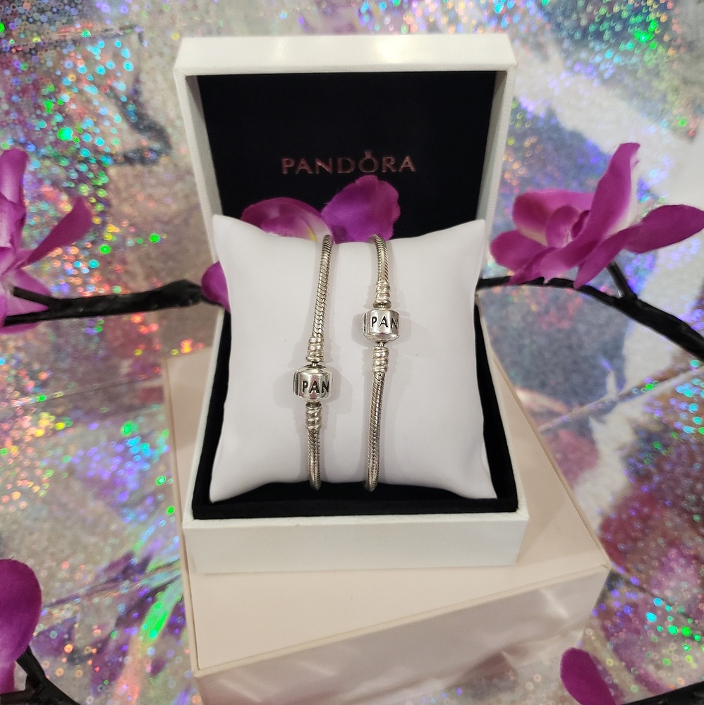 🚫 SOLD 🚫 Pandora Classic Clasp Bracelets 🌺